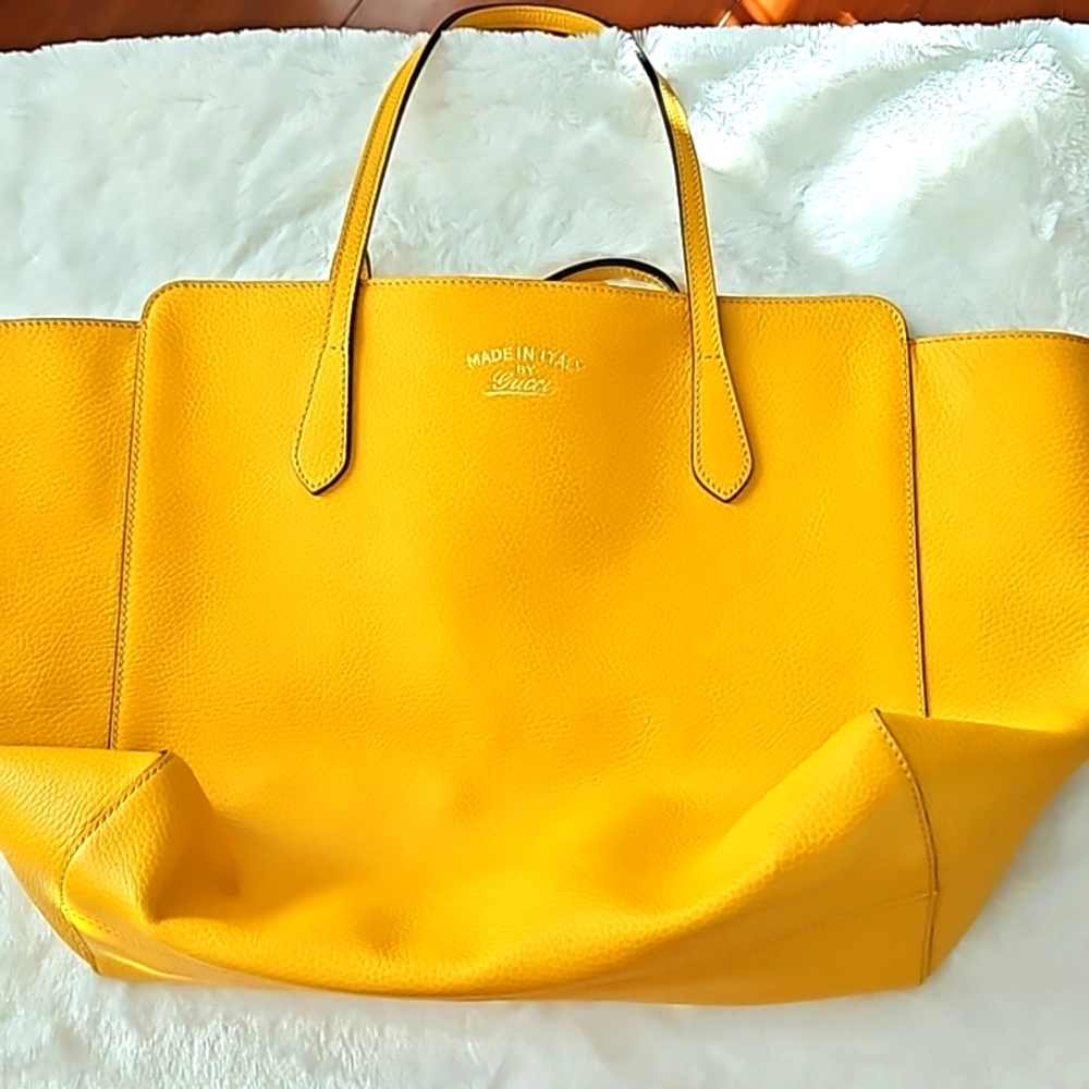 Yellow Gucci tote bag